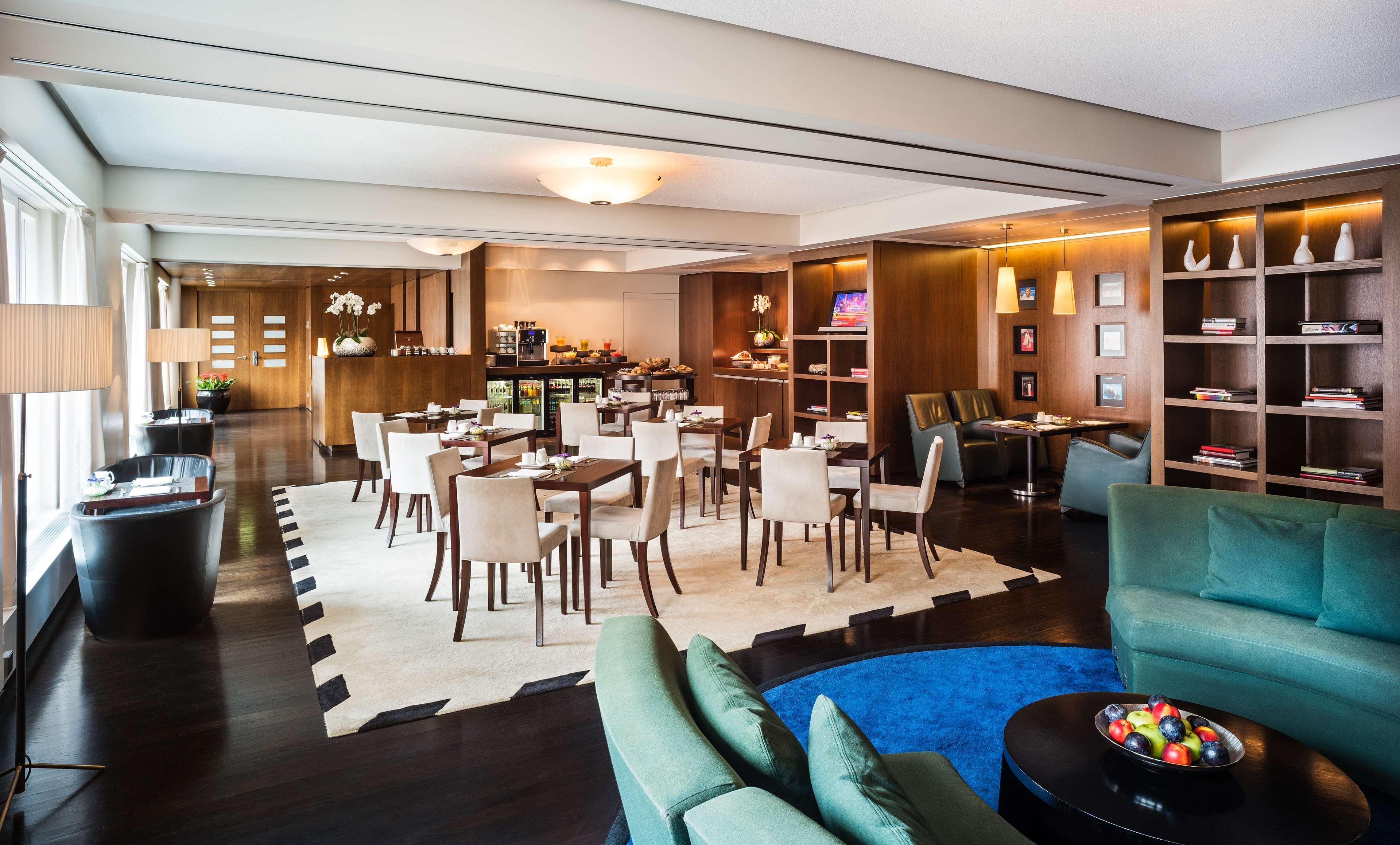 Grand Hyatt Berlin Hotel Exterior foto The Royal Orchid Suite